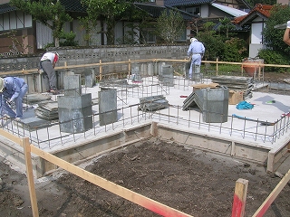 基礎立ち上がり型枠