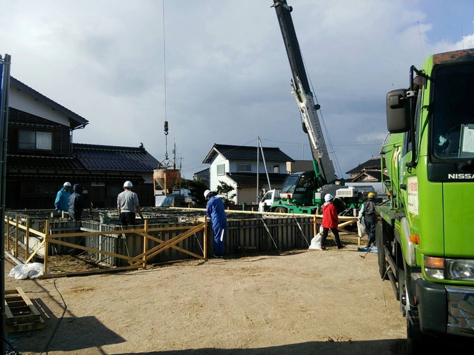 ☆基礎工事　立上打設☆