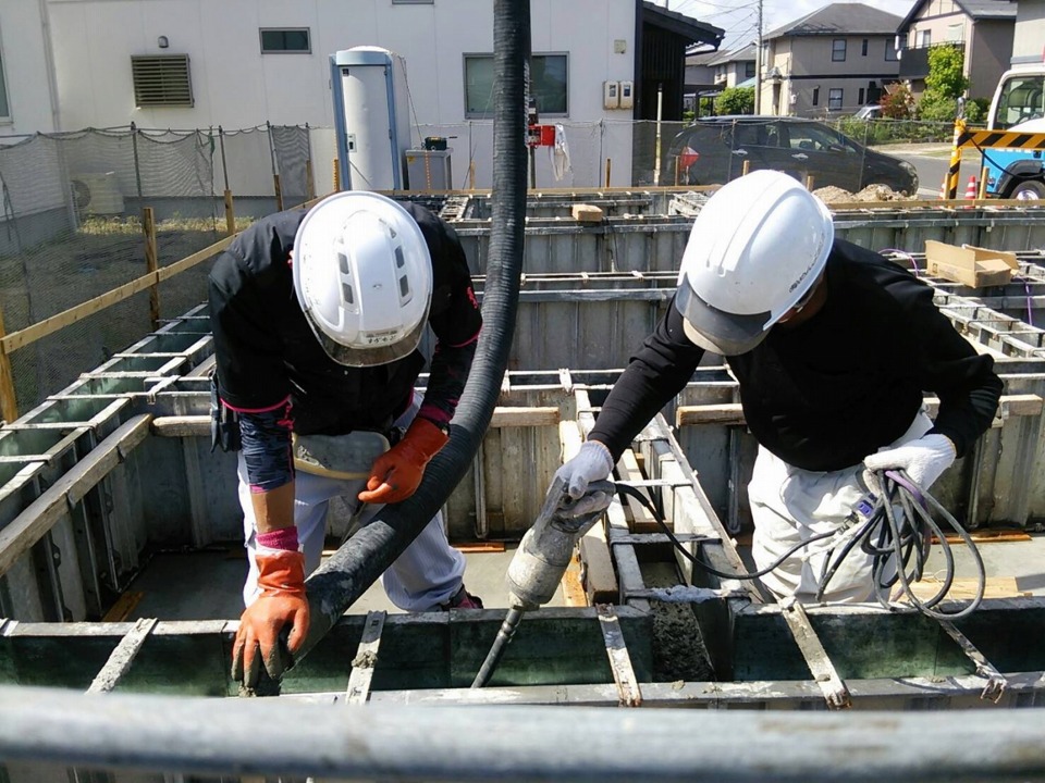 ☆基礎工事　立上打設☆