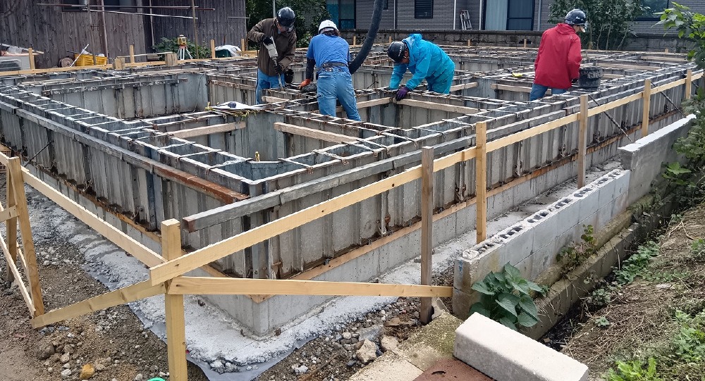 ☆基礎工事　立上打設☆