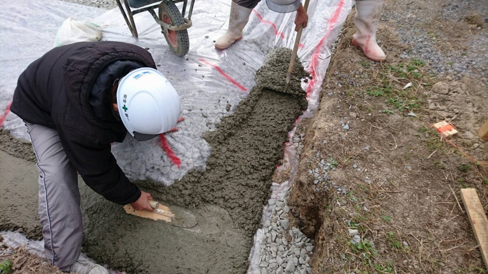 ☆基礎工事　外周部コンクリ打ち☆