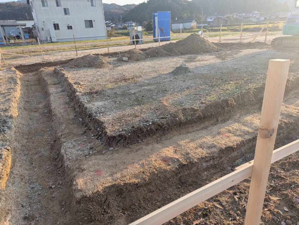 基礎工事　掘方