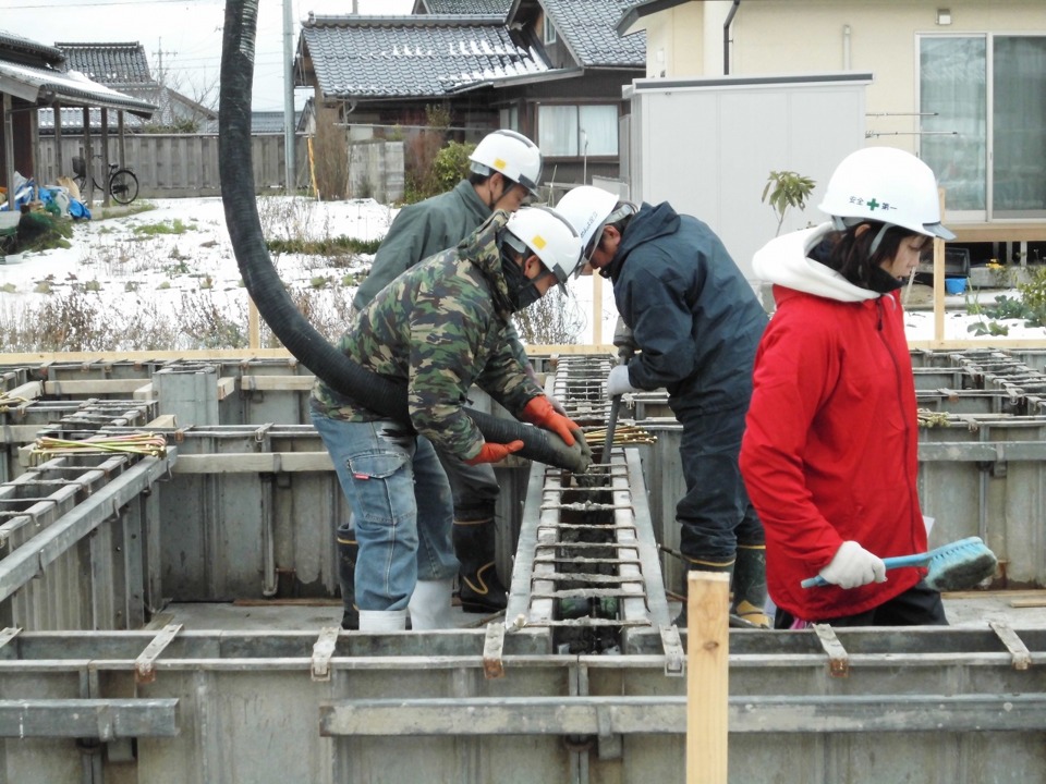 ☆基礎工事　立上打設☆