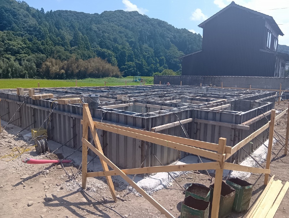 基礎工事　立上り型枠