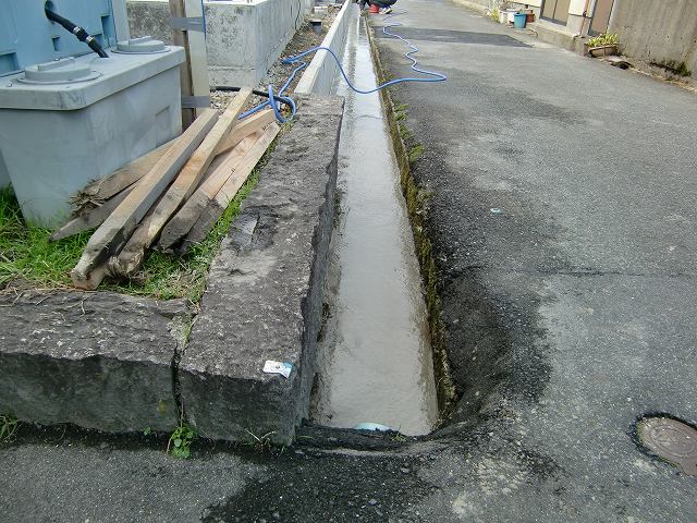 道路側溝