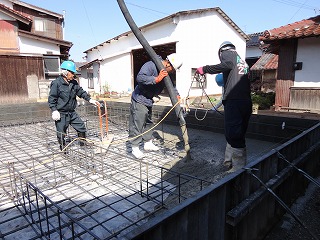 土間ｺﾝ打設