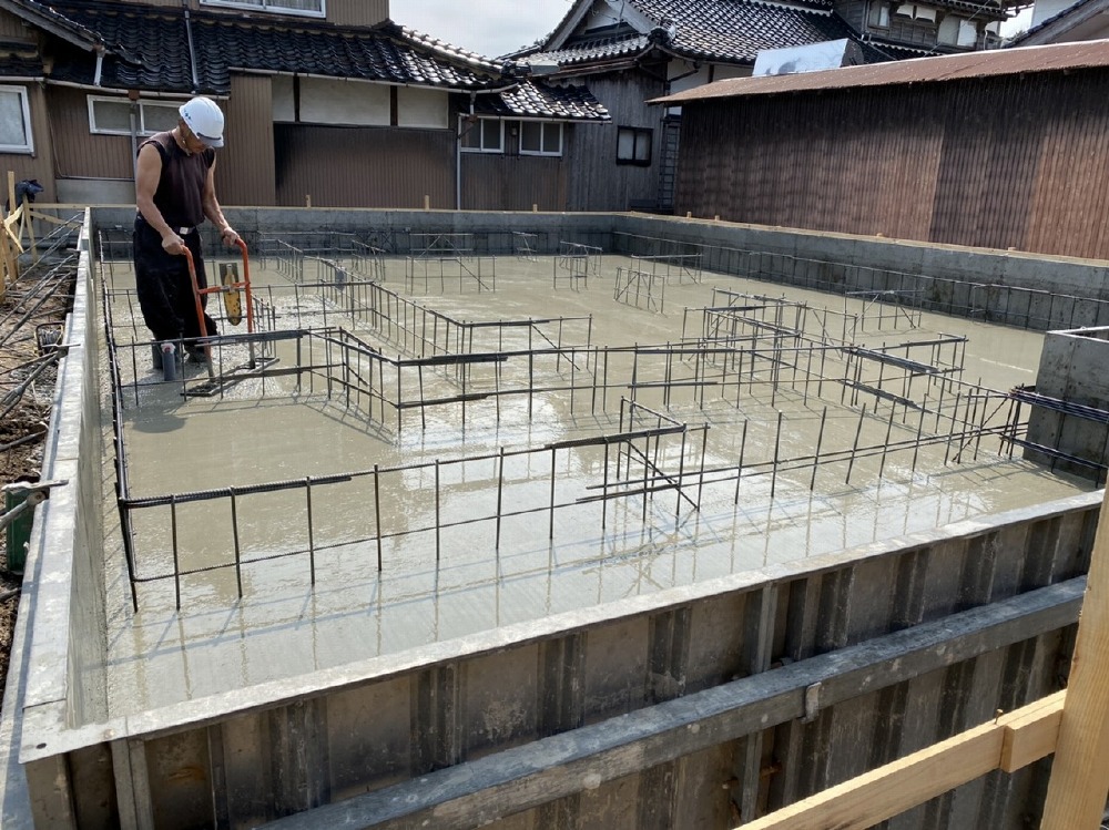 ☆基礎工事　土間コンクリート打設☆