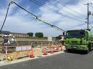 立ち上り　コンクリート打設