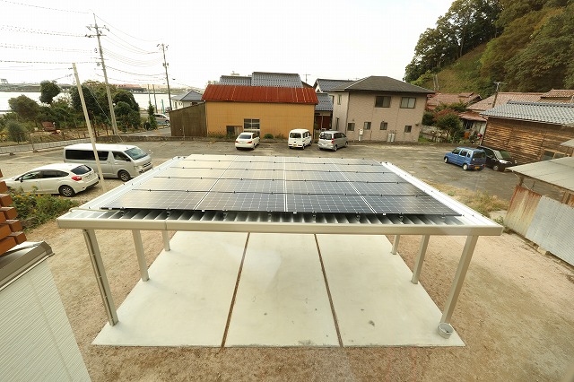 太陽光発電15kw搭載！家族5人がゆったり過ごせる広々バルコニーの家
