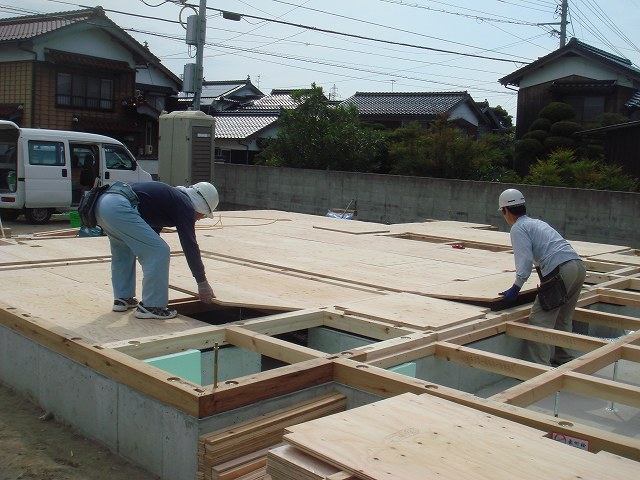 土台敷き