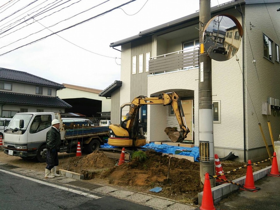 ☆引き続き　外構工事中☆