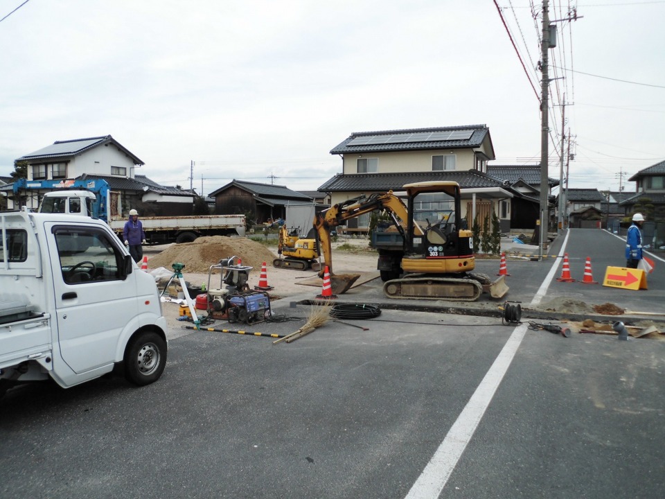 ☆水道本管取出し工事☆