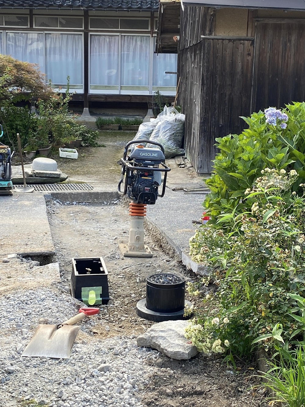 上下水本管取出し工事