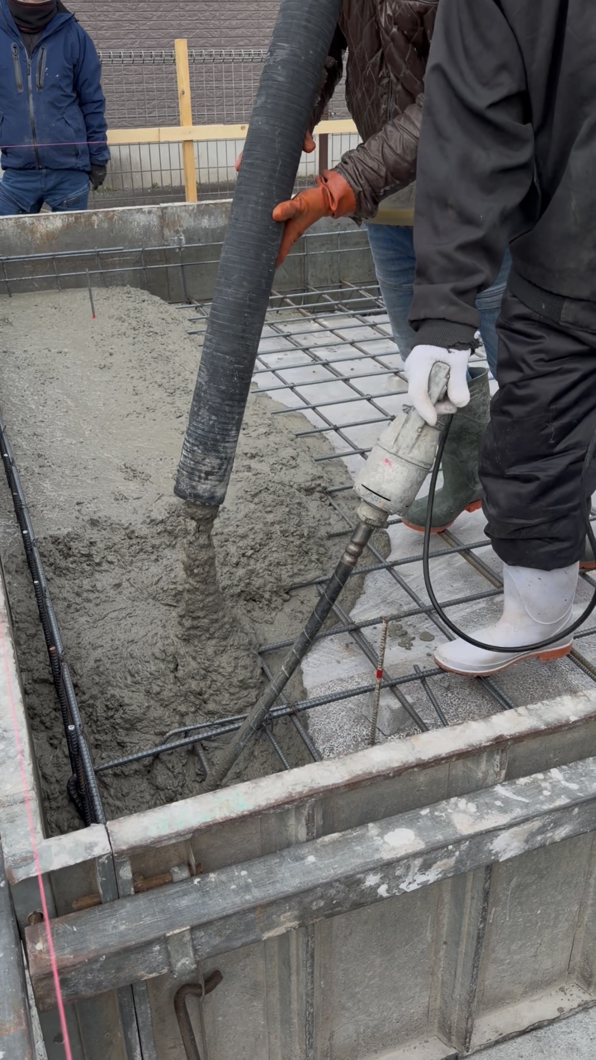土間コン打設